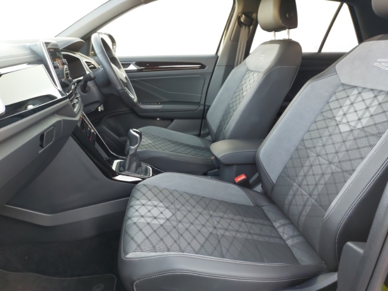 Used Volkswagen T-Roc 2025 for sale - 77689704: Photo 5