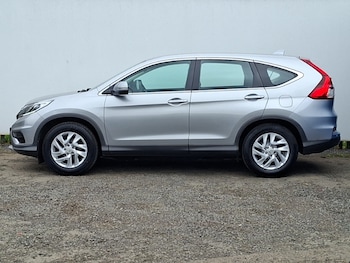 Used Honda CR-V 2017 for sale - 79056764: Photo