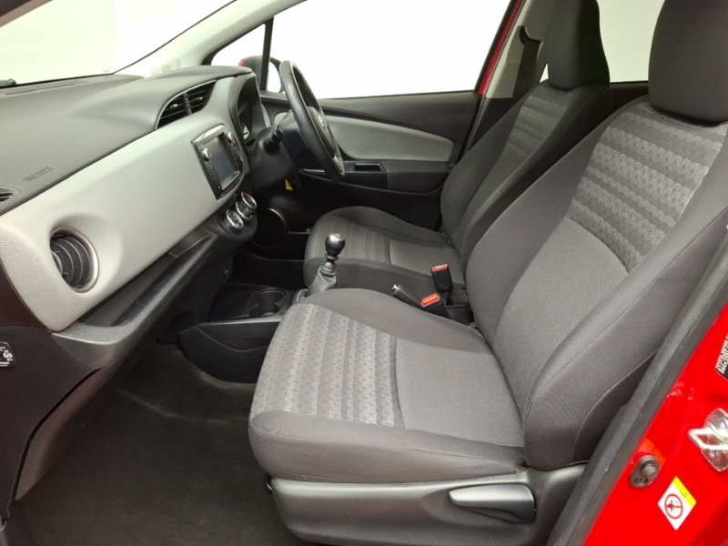 Used Toyota Yaris 2016 for sale - 78033491: Photo 5