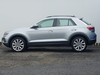 Used Volkswagen T-Roc 2022 for sale - 75629222: Photo