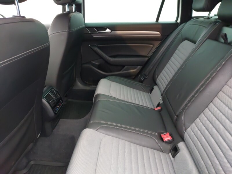 Used Volkswagen Passat 2019 for sale - 76465206: Photo 6