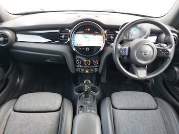 Used MINI Hatch 2021 for sale - 77995693: Photo