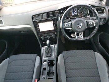 Used Volkswagen Golf 2020 for sale - 76537144: Photo
