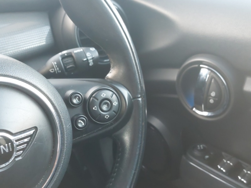 Used MINI Hatch 2018 for sale - 76602426: Photo 19