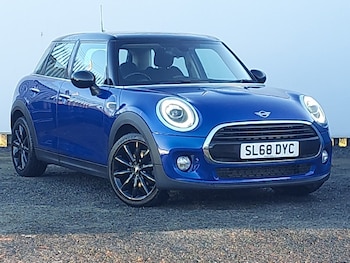 Used MINI Hatch 2018 for sale - 76602426: Photo