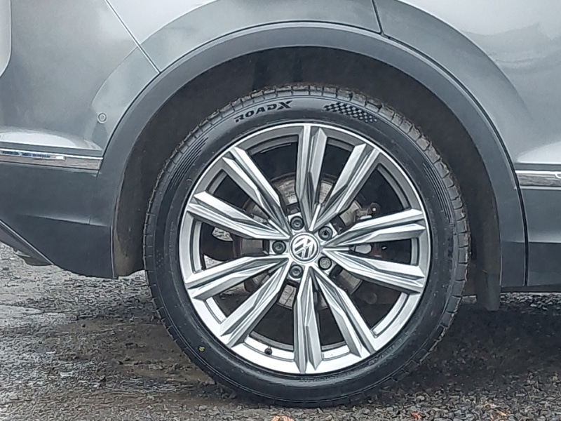 Used Volkswagen Tiguan 2018 for sale - 76254579: Photo 12