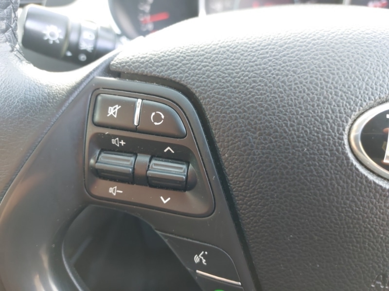 Used Kia Ceed 2018 for sale - 76556165: Photo 18