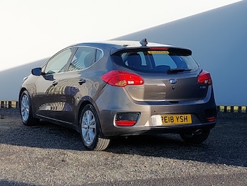 Used Kia Ceed 2018 for sale - 76556165: Photo