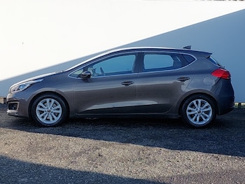 Used Kia Ceed 2018 for sale - 76556165: Photo