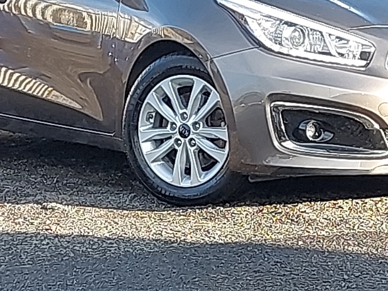 Used Kia Ceed 2018 for sale - 76556165: Photo 9