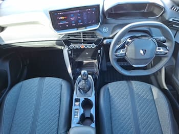 Used Peugeot 2008 2023 for sale - 79776959: Photo
