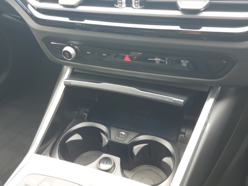 Used BMW 3 Series 2024 for sale - 76108144: Photo 18