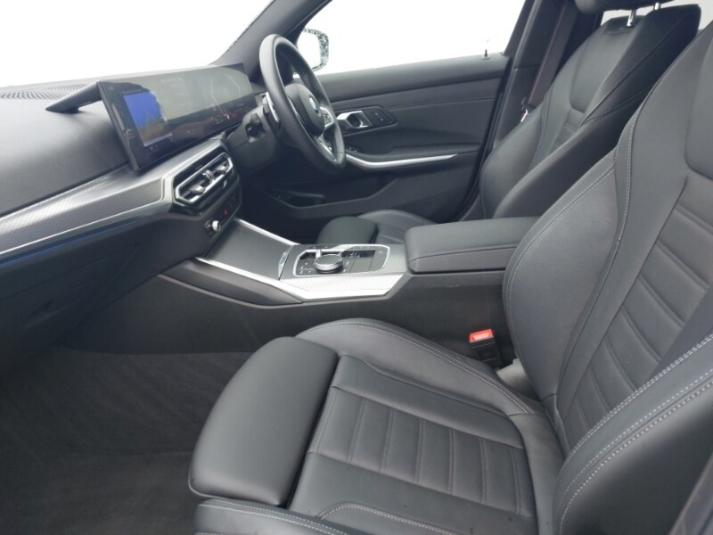 Used BMW 3 Series 2024 for sale - 76108144: Photo 5