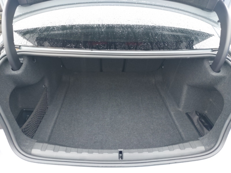 Used BMW 3 Series 2024 for sale - 76108144: Photo 8