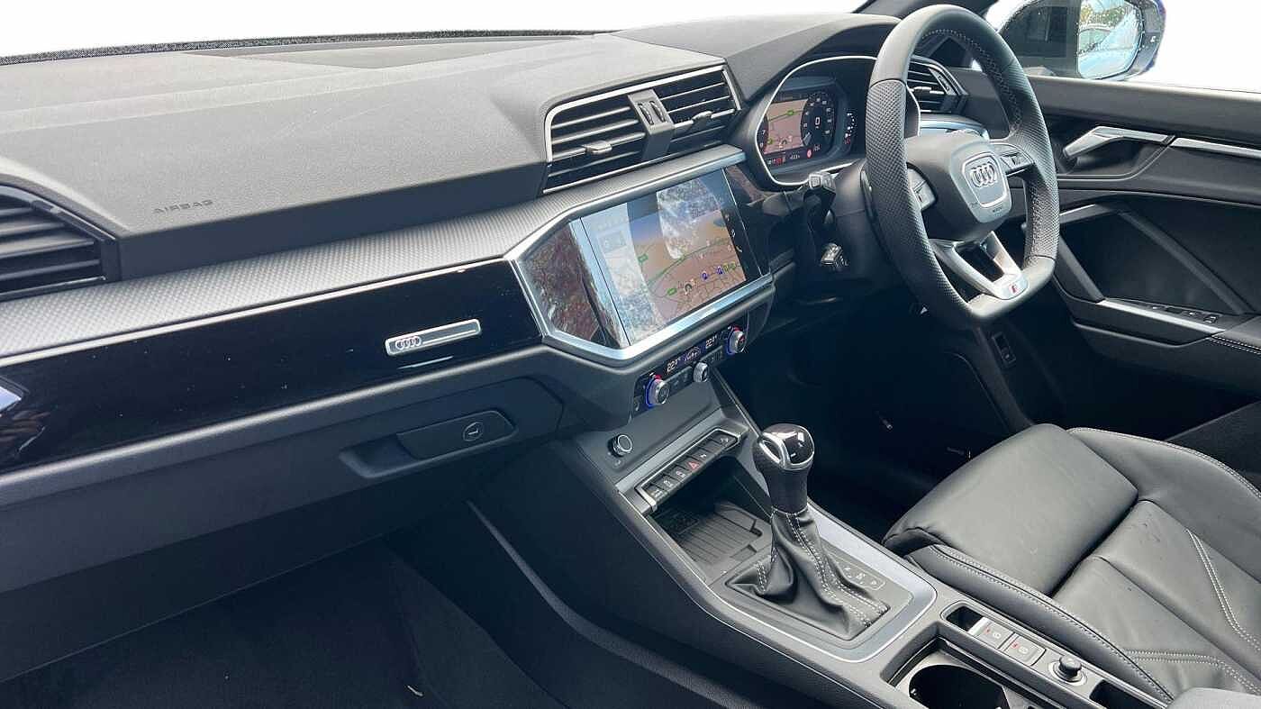 Used Audi Q3 2025 for sale - 76680574: Photo 2