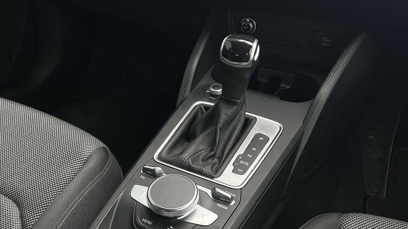 Used Audi Q2 2023 for sale - 76676878: Photo 15