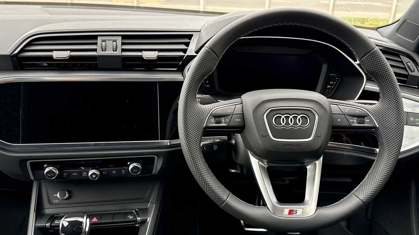 Used Audi Q3 2025 for sale - 76678605: Photo 10