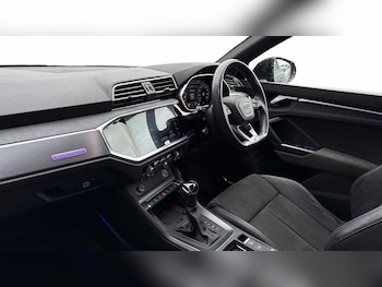 Used Audi Q3 2020 for sale - 77553532: Photo