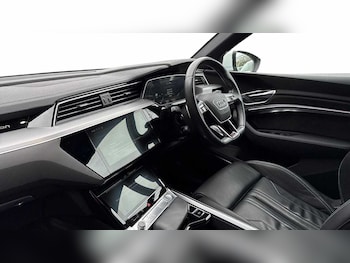 Used Audi e-tron 2020 for sale - 76681057: Photo