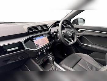 Used Audi Q3 2025 for sale - 76680192: Photo