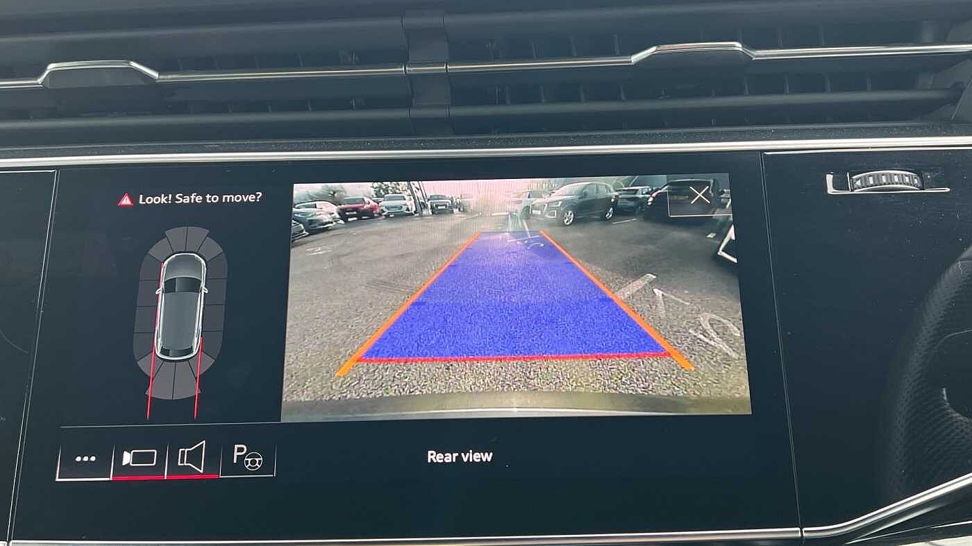 Used Audi Q8 2022 for sale - 78137158: Photo 23