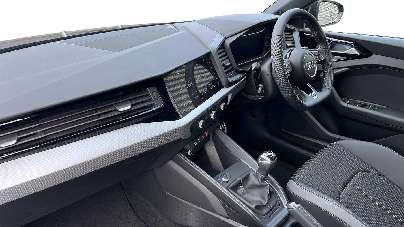 Used Audi A1 2025 for sale - 76937434: Photo 2