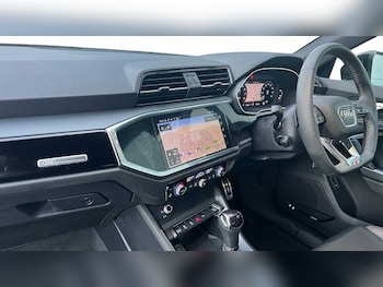 Used Audi Q3 2025 for sale - 76679961: Photo