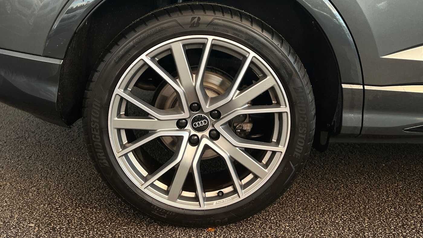 Used Audi Q3 2025 for sale - 76679961: Photo 5