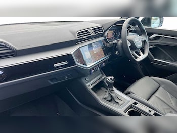 Used Audi Q3 2025 for sale - 77334491: Photo