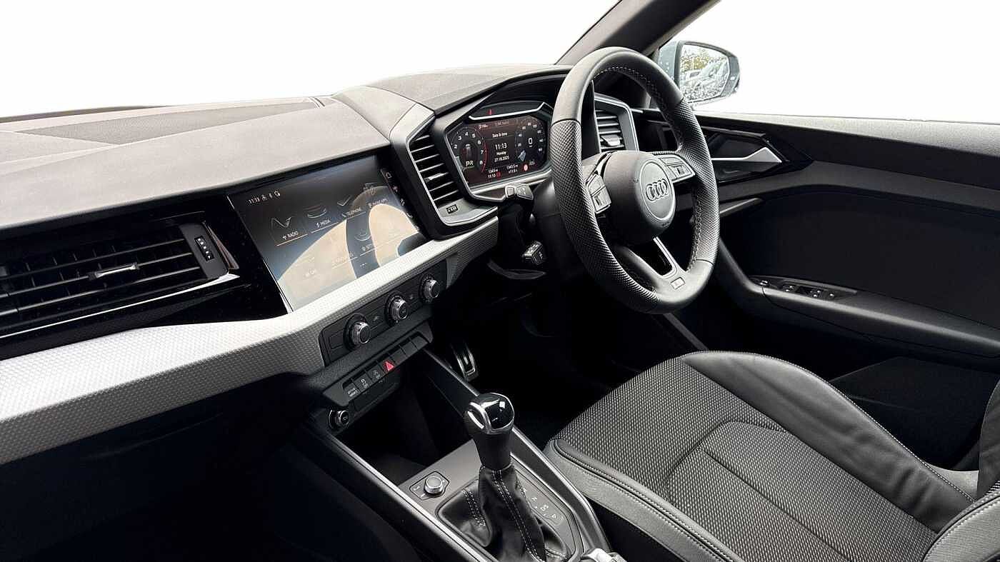 Used Audi A1 2024 for sale - 76677052: Photo 2