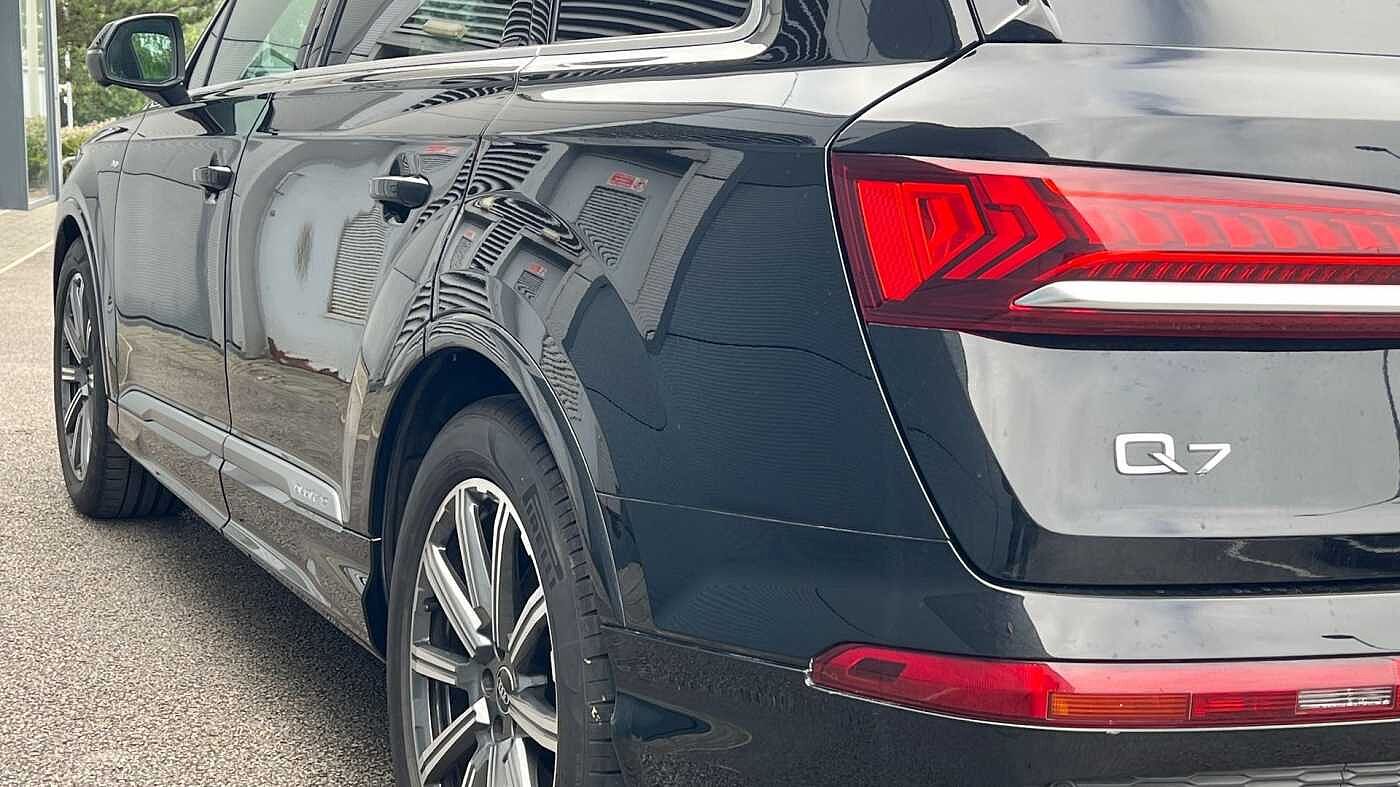 Used Audi Q7 2024 for sale - 76677857: Photo 24