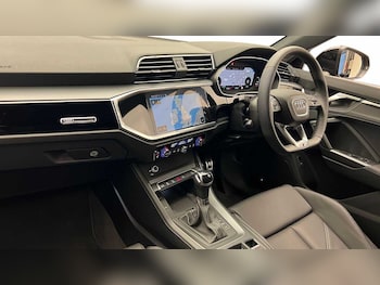 Used Audi Q3 2025 for sale - 78356236: Photo