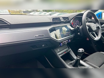 Used Audi Q3 2019 for sale - 76436068: Photo