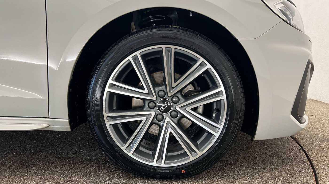 Used Audi A1 2023 for sale - 76676573: Photo 5