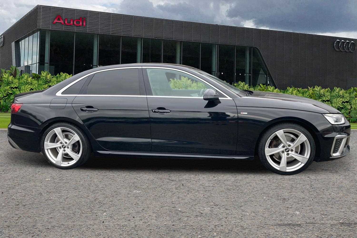 Used Audi A4 2021 for sale - 75981350: Photo 4