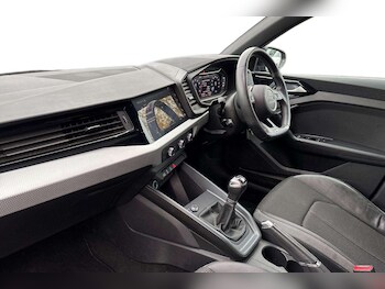 Used Audi A1 2023 for sale - 76460460: Photo