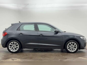 Used Audi A1 2023 for sale - 77257275: Photo