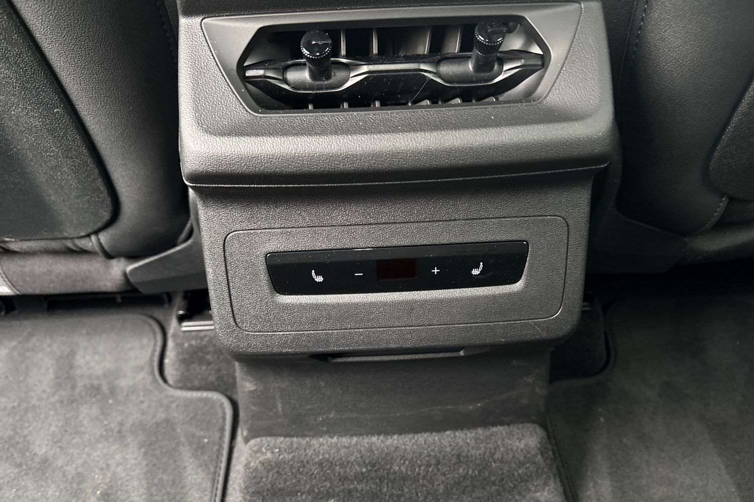 Used Audi Q6 e-tron 2025 for sale - 76761098: Photo 24