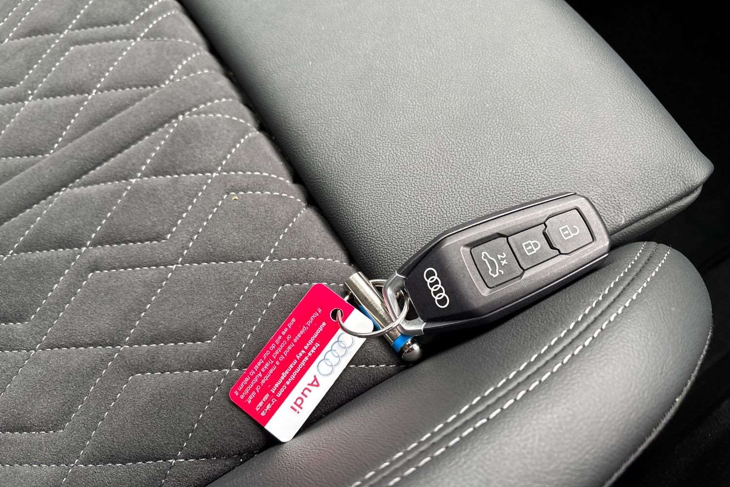 Used Audi Q6 e-tron 2025 for sale - 76761098: Photo 26