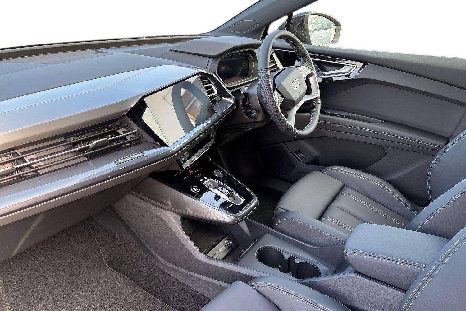 Used Audi Q4 e-tron 2026 for sale - 77787025: Photo 2