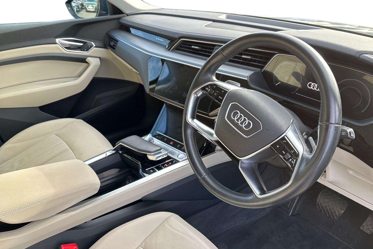 Used Audi e-tron 2019 for sale - 77635059: Photo 6