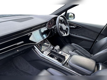 Used Audi Q7 2019 for sale - 77206399: Photo