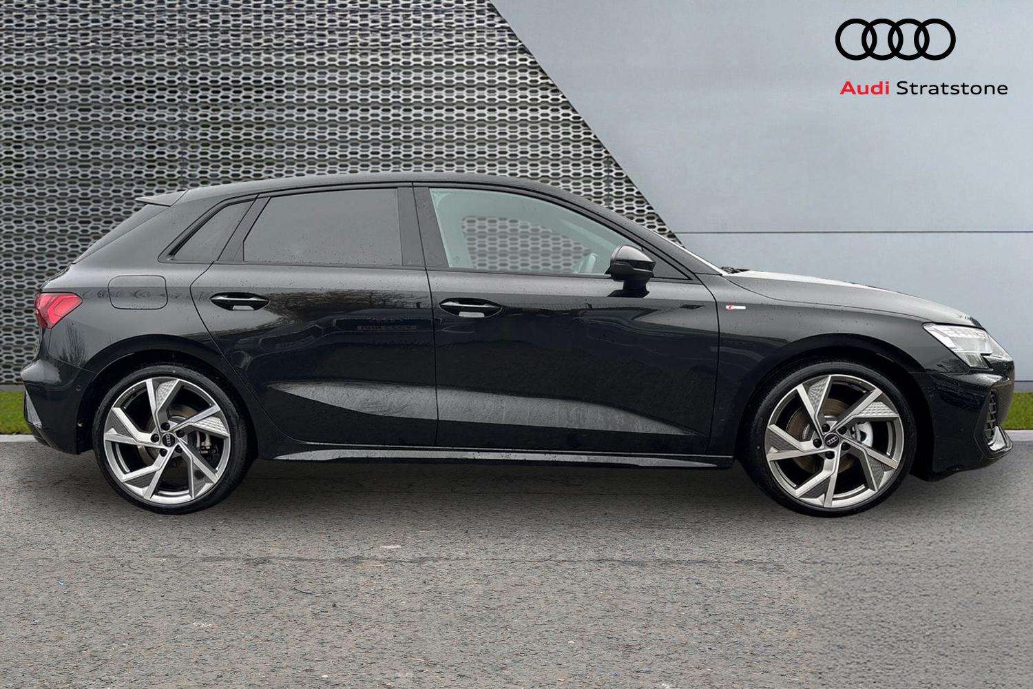 Used Audi A3 for sale - 77928410: Photo 4