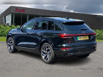 Used Audi Q6 e-tron 2024 for sale - 74716999: Photo