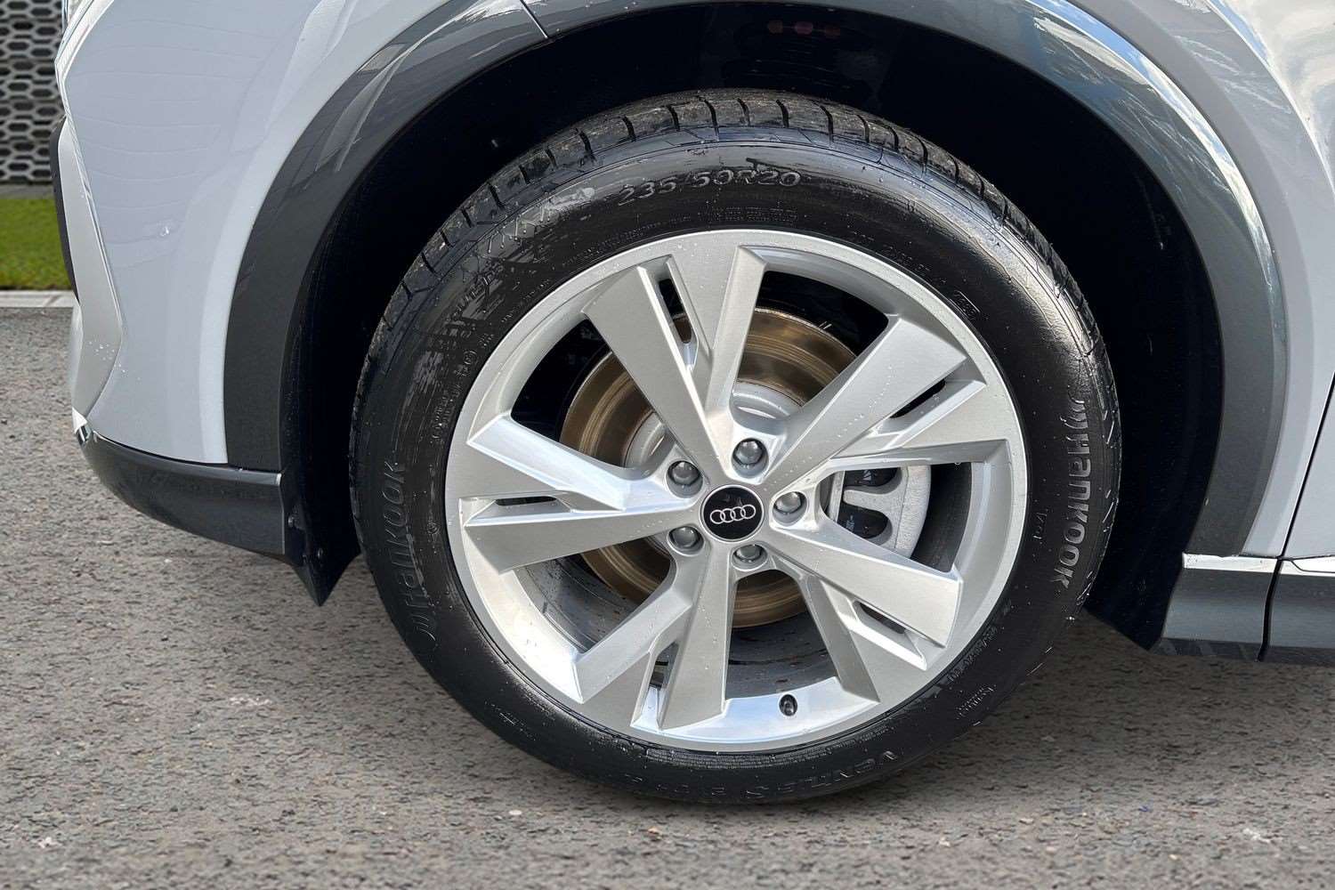 Used Audi Q4 e-tron 2026 for sale - 77842533: Photo 11