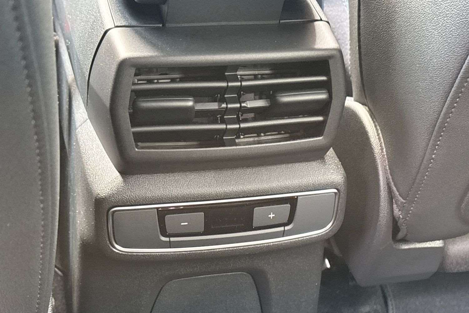 Used Audi Q4 e-tron 2026 for sale - 77842533: Photo 23