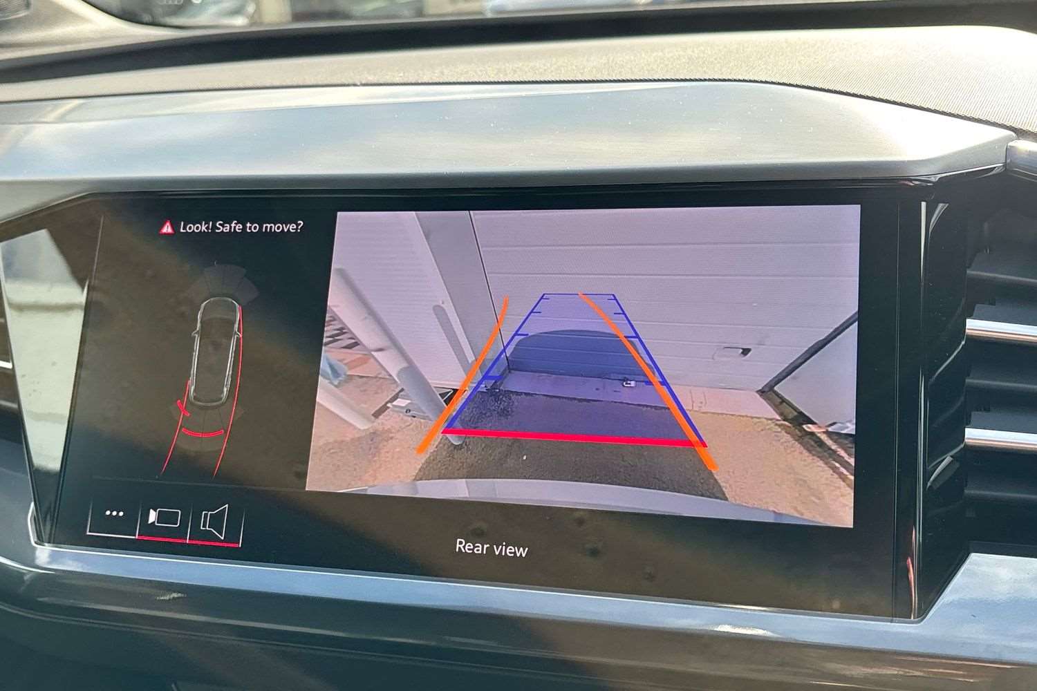 Used Audi Q4 e-tron 2026 for sale - 77842533: Photo 26