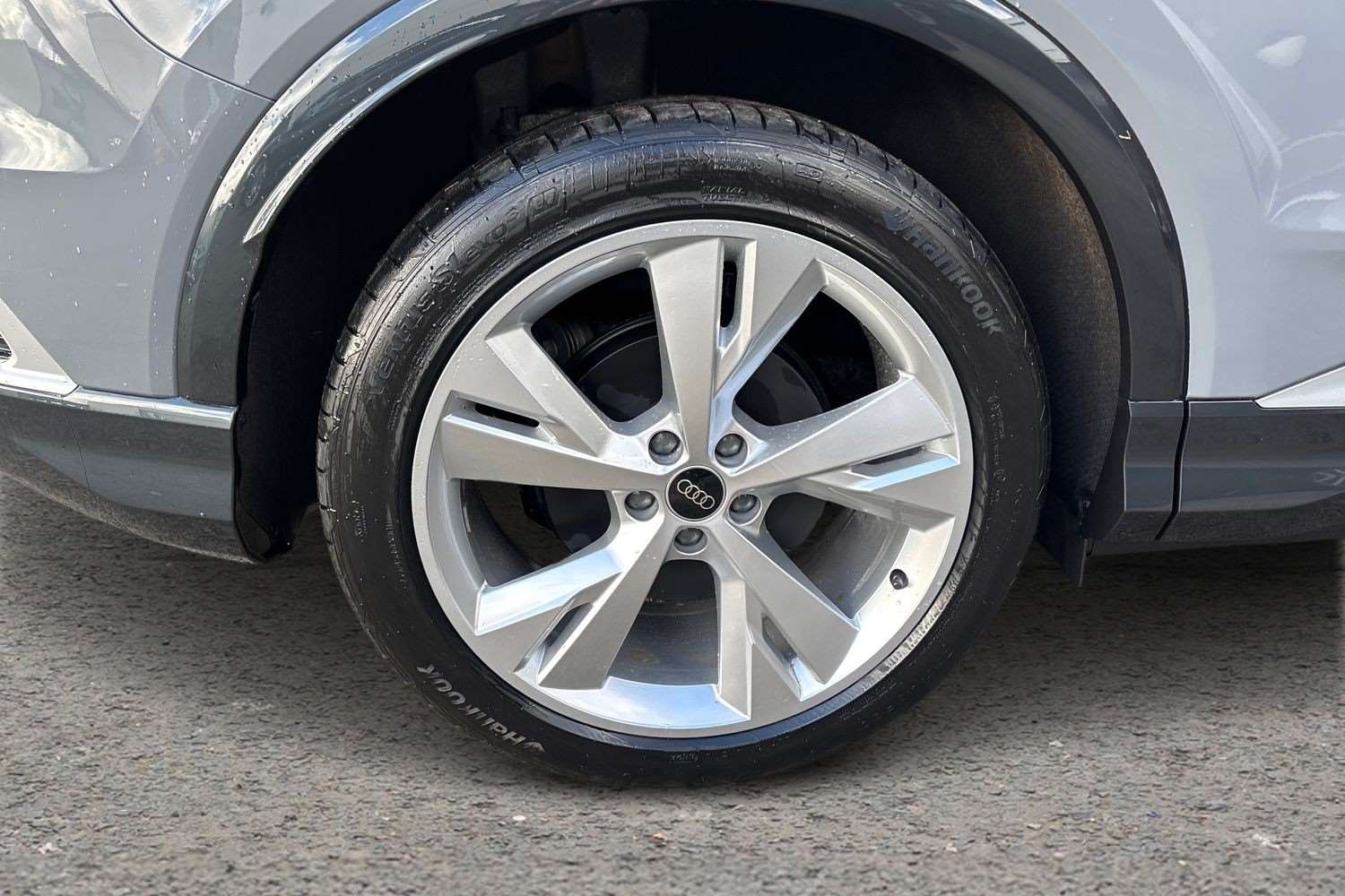 Used Audi Q4 e-tron 2026 for sale - 77842533: Photo 9