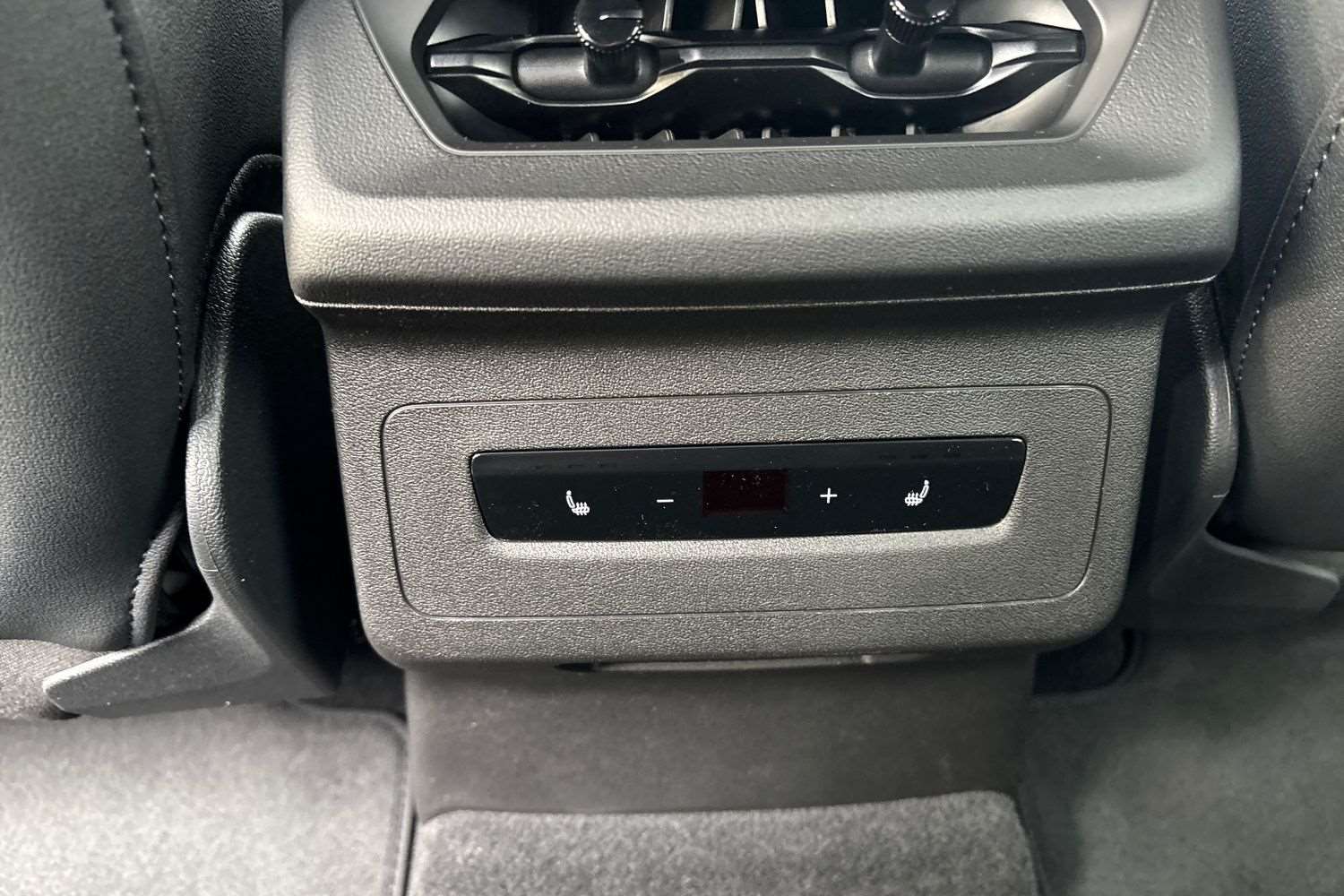 Used Audi Q6 e-tron 2025 for sale - 76761087: Photo 24