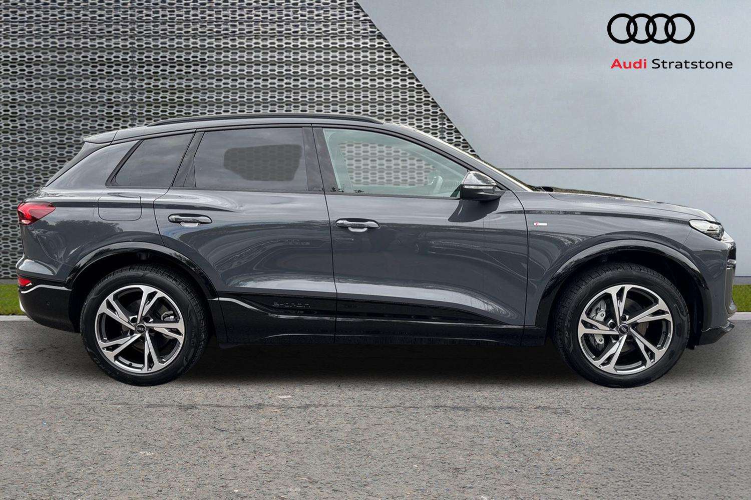 Used Audi Q6 e-tron 2025 for sale - 76761087: Photo 4